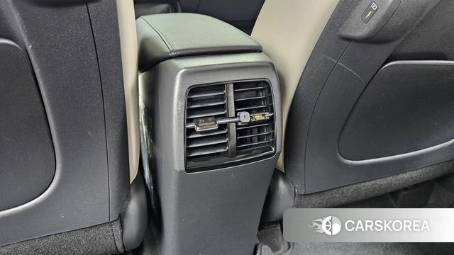 Kia Di Ol Nu Niro id 4745318 из Кореи 22