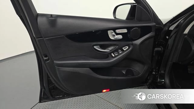 Mercedes-Benz C-Class W205 id 4780602 из Кореи 22
