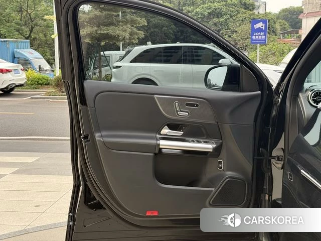 Mercedes-Benz GLA id 4277379 из Китая 22