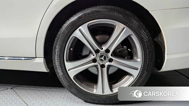 Mercedes-Benz E-Class W213 id 4304721 из Кореи 22