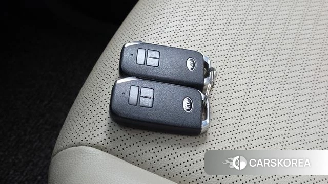Kia Carnival 4th generation id 4324432 из Кореи 22