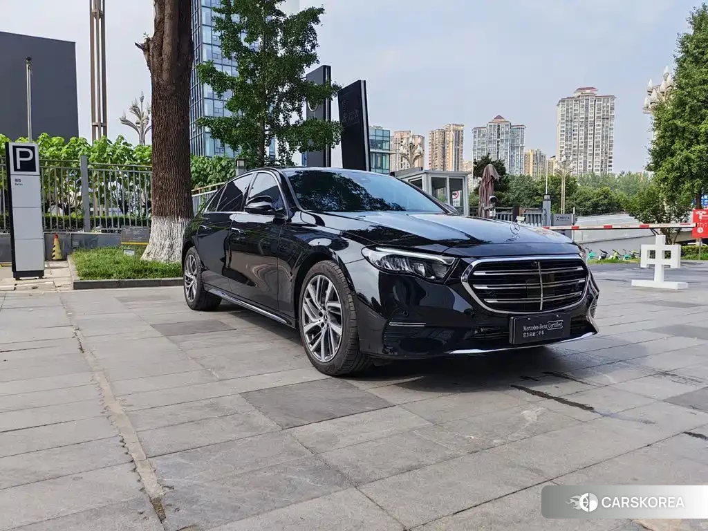 Mercedes-Benz E-Class id 4680508 из Китая 22