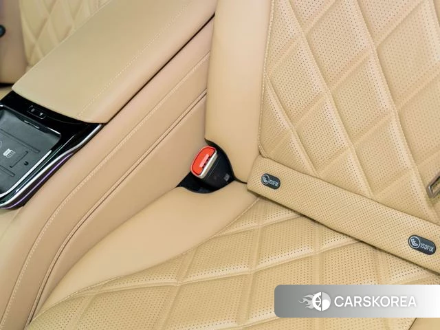 Mercedes-Benz Maybach S-class id 4259779 из Китая 22