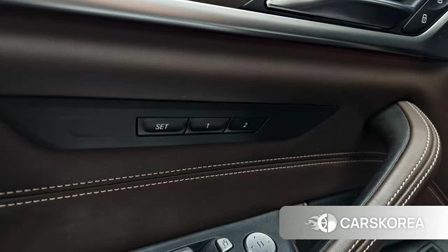 BMW 5 Series (G30) id 4764934 из Кореи 22