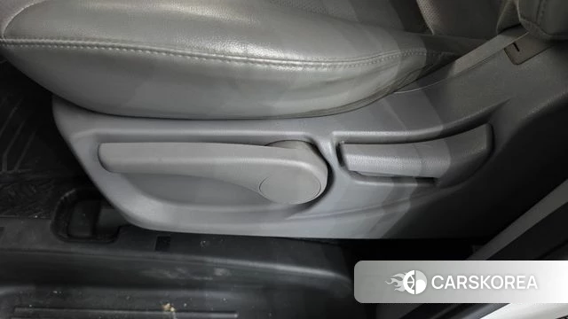 Hyundai The New Grand Starex id 4737519 из Кореи 22