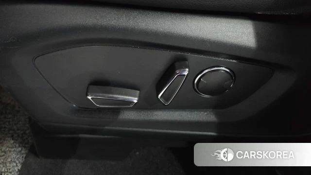 Ford Explorer 6th Generation id 4651873 из Кореи 22