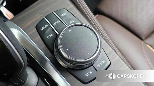 BMW 5 Series (G30) id 4779006 из Кореи 22