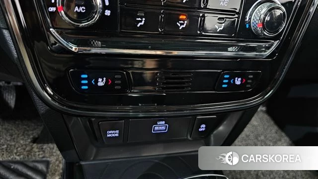 Ssangyong Tivoli Air id 4429413 из Кореи 22