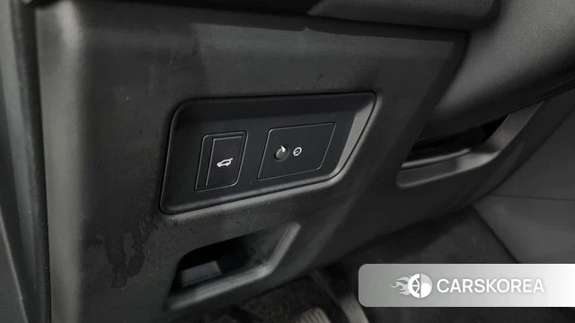 Land Rover Discovery 5 id 4595126 из Кореи 22