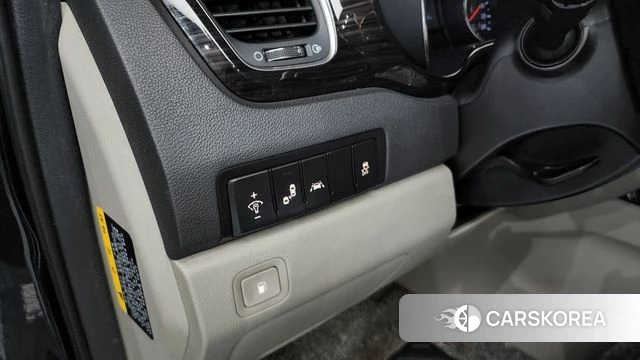 Kia The New Carnival id 4402970 из Кореи 22