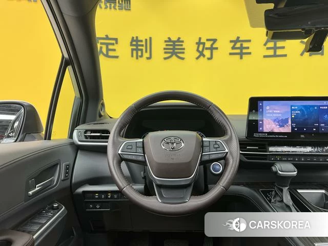 Toyota Saina id 4258444 из Китая 22