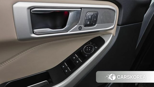 Ford Explorer 6th Generation id 4445599 из Кореи 22