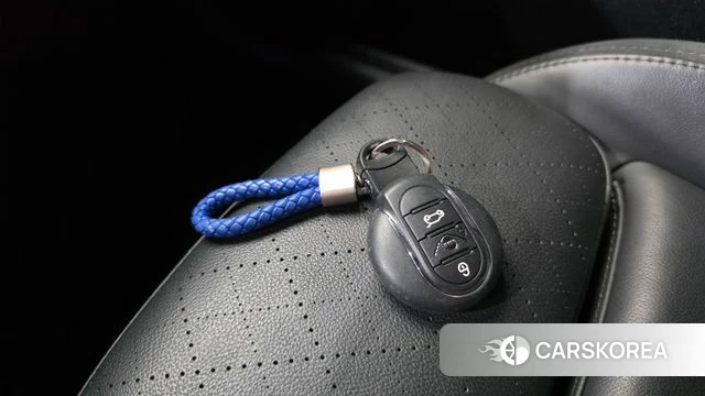 Mini Cooper Electric id 4763536 из Кореи 22