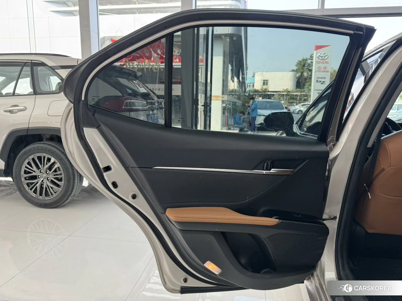 Toyota Camry id 4493115 из Китая 22