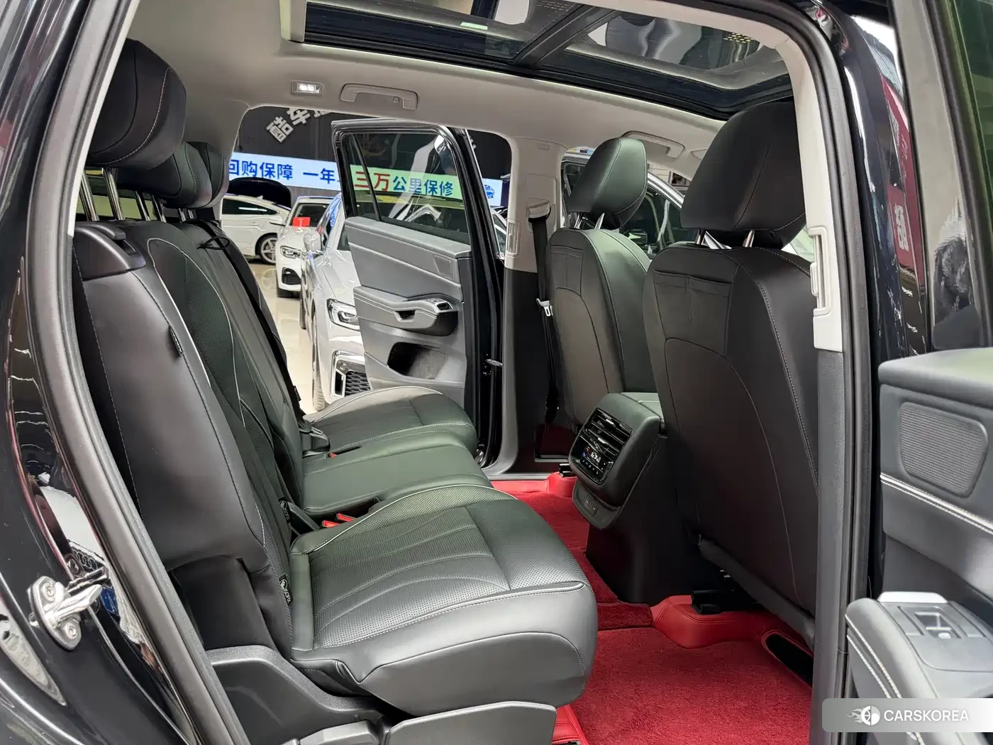 Volkswagen Touareg id 4679516 из Китая 22