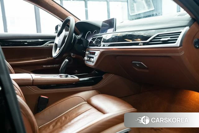 BMW 7 series id 4216341 из Китая 22