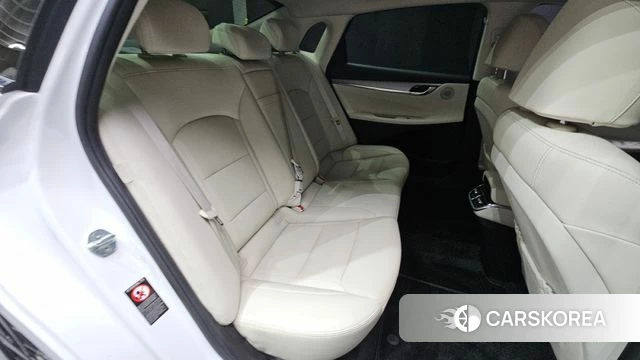 Hyundai The New Grandeur IG Hybrid id 4231424 из Кореи 22