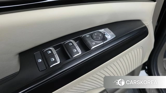 Kia Carnival 4th generation id 4382017 из Кореи 22