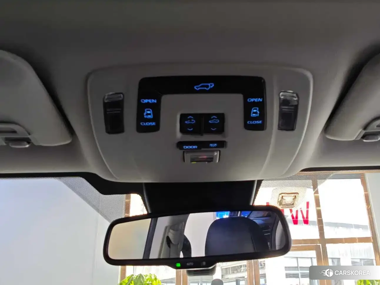 Toyota Sienna id 4681202 из Китая 22