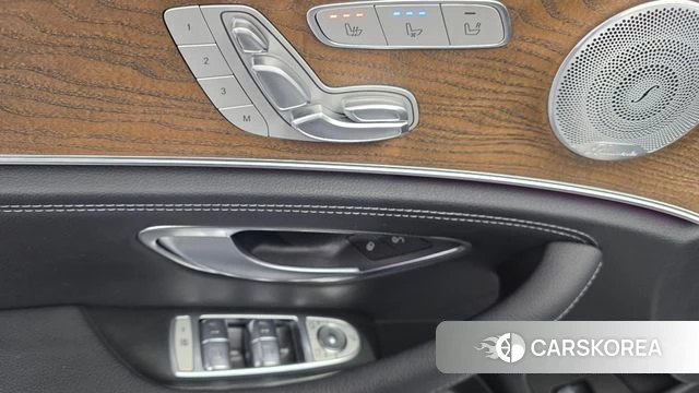 Mercedes-Benz E-Class W213 id 4294690 из Кореи 22
