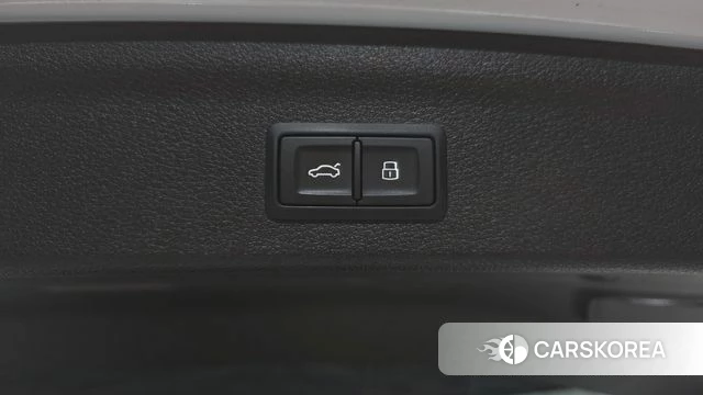 Audi Q3 (F3) id 4586593 из Кореи 22