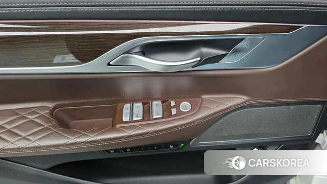 BMW 7 Series (G11) id 4225151 из Кореи 22