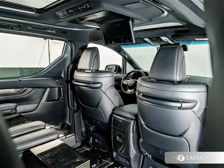 Lexus LM id 4589086 из Китая 22