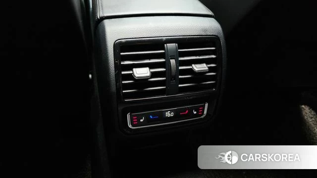 Volkswagen Passat GT (B8) id 4779432 из Кореи 22