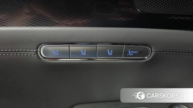 Genesis G90 (RS4) id 4443954 из Кореи 22