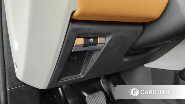 Land Rover Defender (L663) id 4640198 из Кореи 22