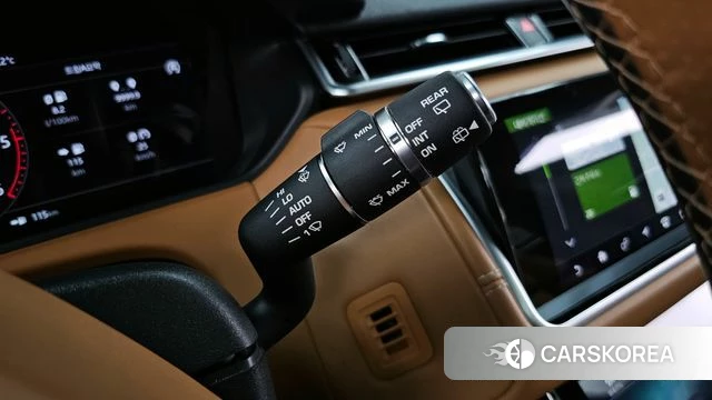 Land Rover Range Rover Velar id 4294705 из Кореи 22