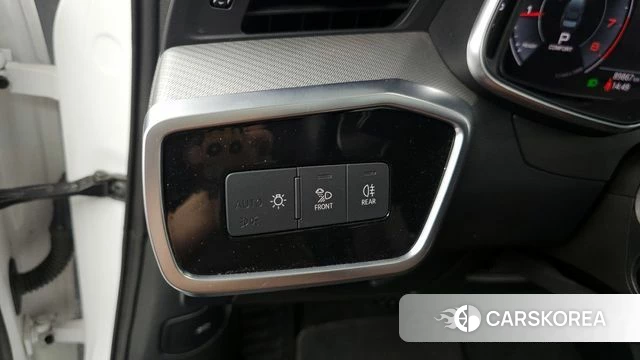 Audi A6 (C8) id 4402870 из Кореи 22
