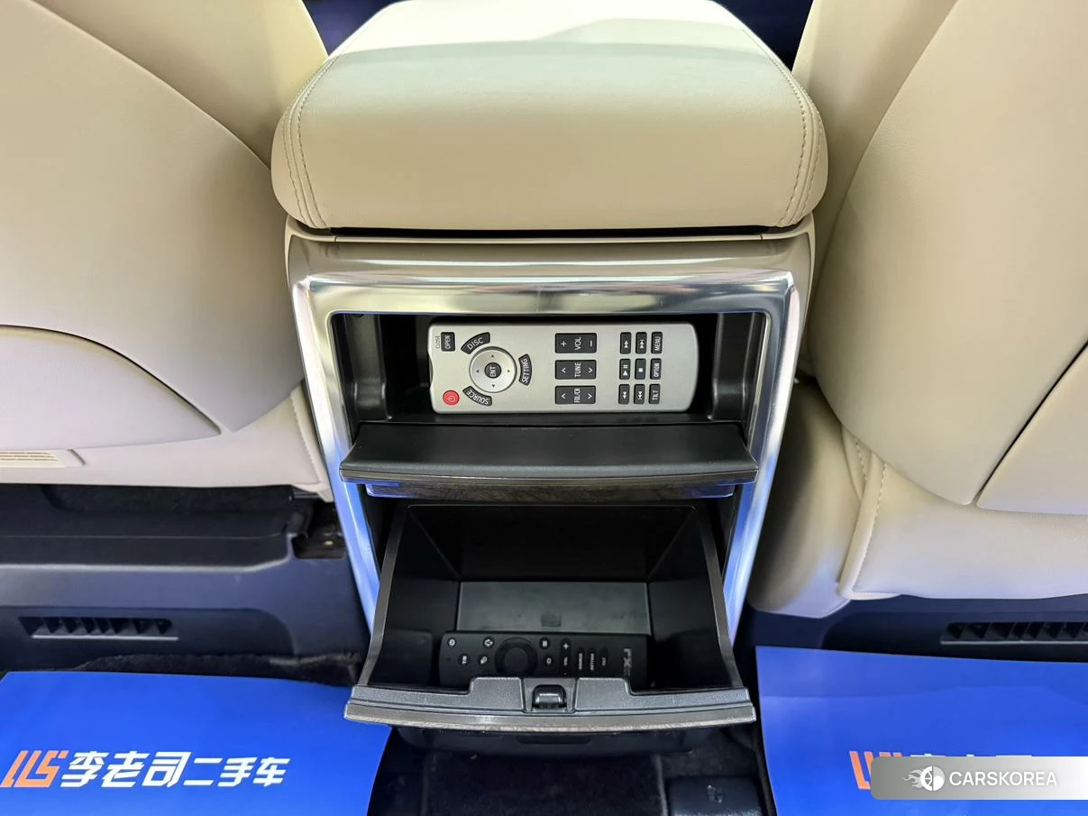 Toyota Elfa id 4452072 из Китая 22