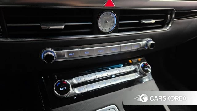Genesis G90 id 4465348 из Кореи 22