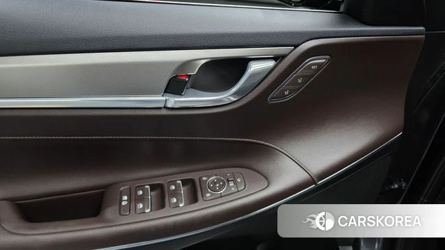 Hyundai The New Grandeur IG id 4324950 из Кореи 22