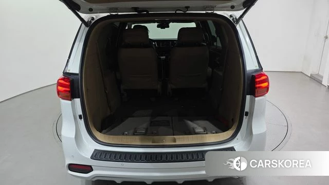 Kia The New Carnival id 4667779 из Кореи 22