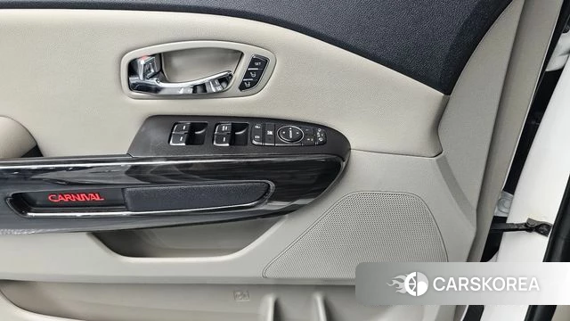 Kia The New Carnival id 4339347 из Кореи 22