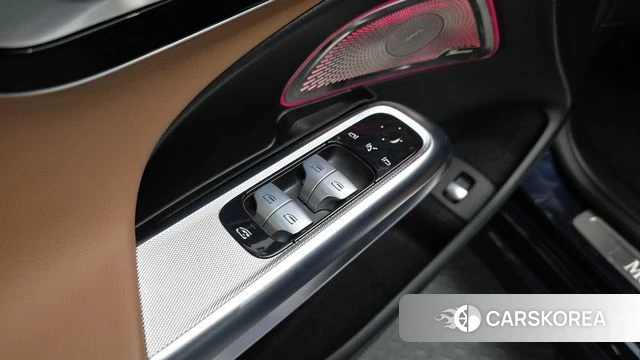 Mercedes-Benz E-Class W214 id 4468623 из Кореи 22