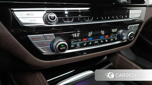 BMW 5 Series (G30) id 4495174 из Кореи 22