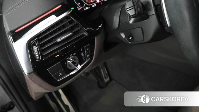 BMW 6 Series GT (G32) id 4750417 из Кореи 22