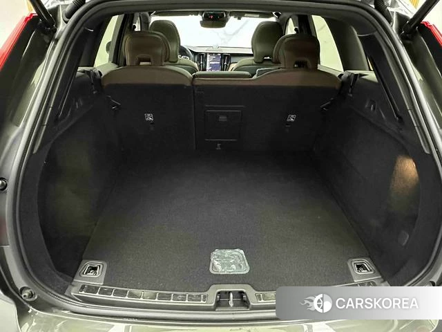 Volvo XC60 id 4208683 из Китая 22