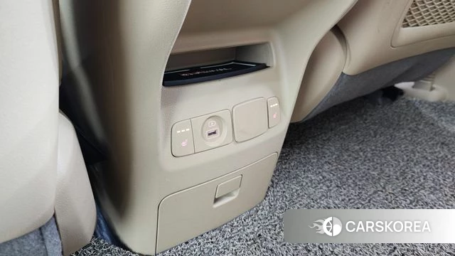 Kia The New Carnival id 4568344 из Кореи 22