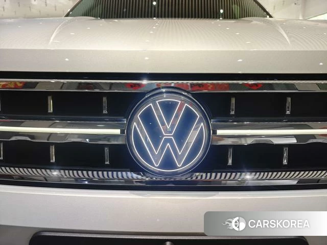 Volkswagen Tourang id 4264172 из Китая 22