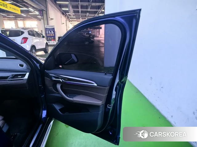 BMW X1 id 4238067 из Китая 22