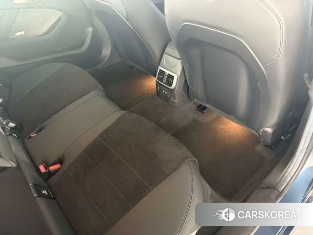 BMW 2 series id 4273472 из Китая 22