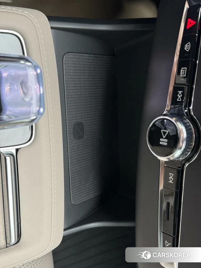 Volvo XC90 PHEV id 3927078 из Китая 22
