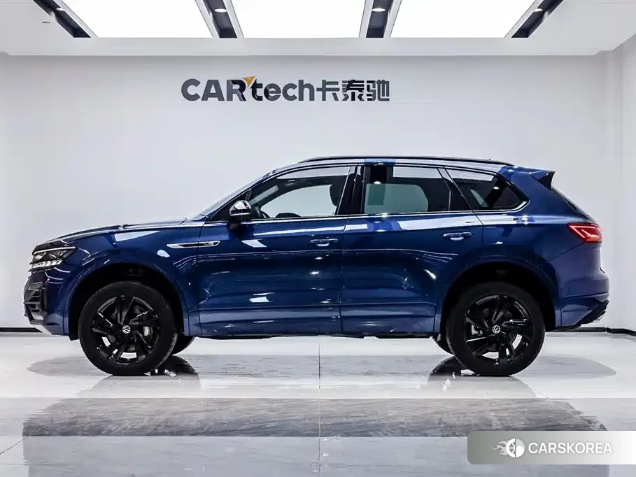 Volkswagen Touareg id 4570746 из Китая 22