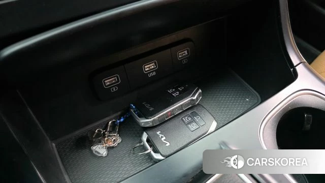 Kia Carnival 4th generation id 4641715 из Кореи 22