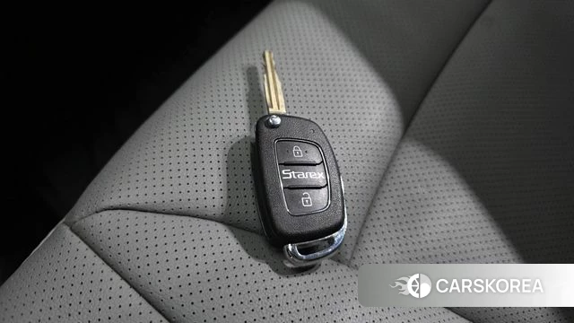 Hyundai The New Grand Starex id 4637506 из Кореи 22