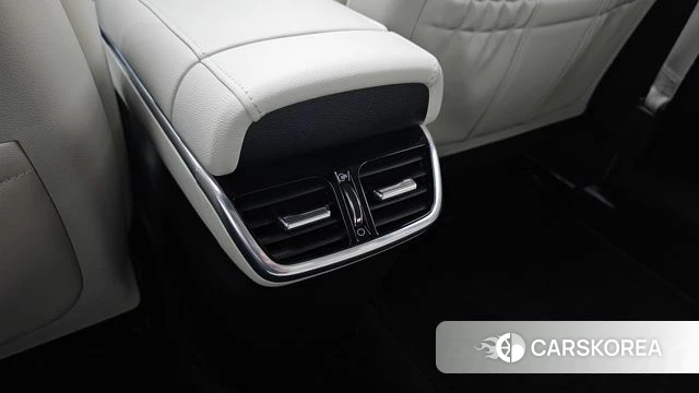 Hyundai The New Grandeur IG Hybrid id 4382709 из Кореи 22